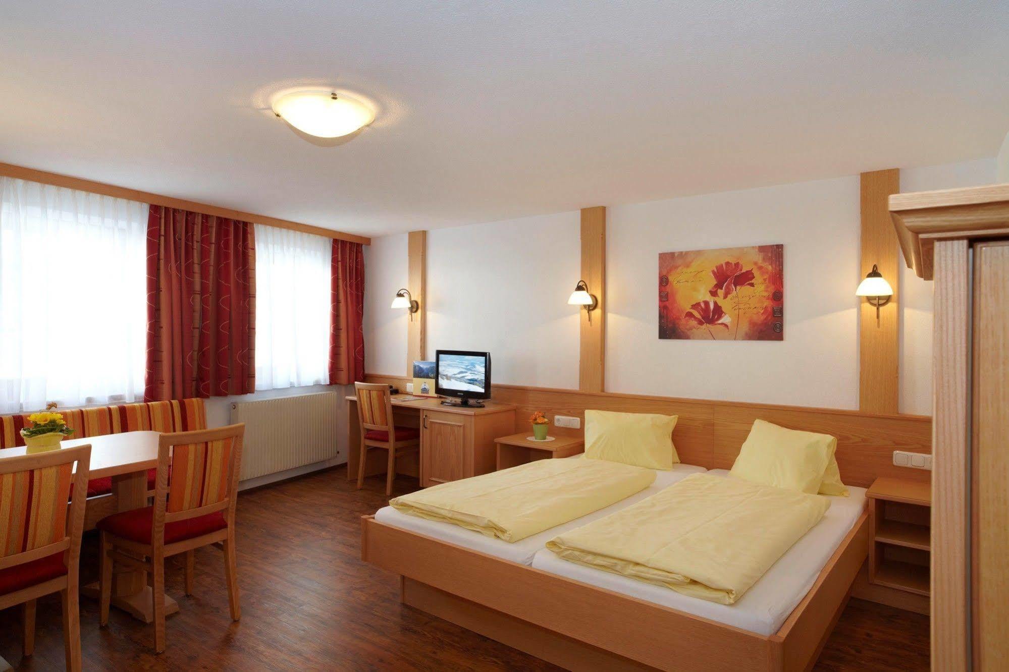 Gaestehaus Am Graben Hotel Reuthe